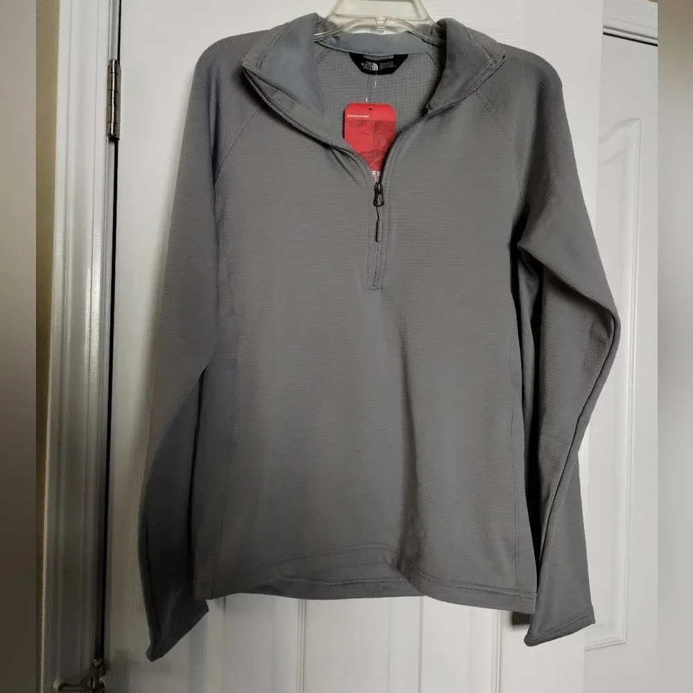 The North Face Mountain Peaks 1/4-Zip Fleece Size S NWT